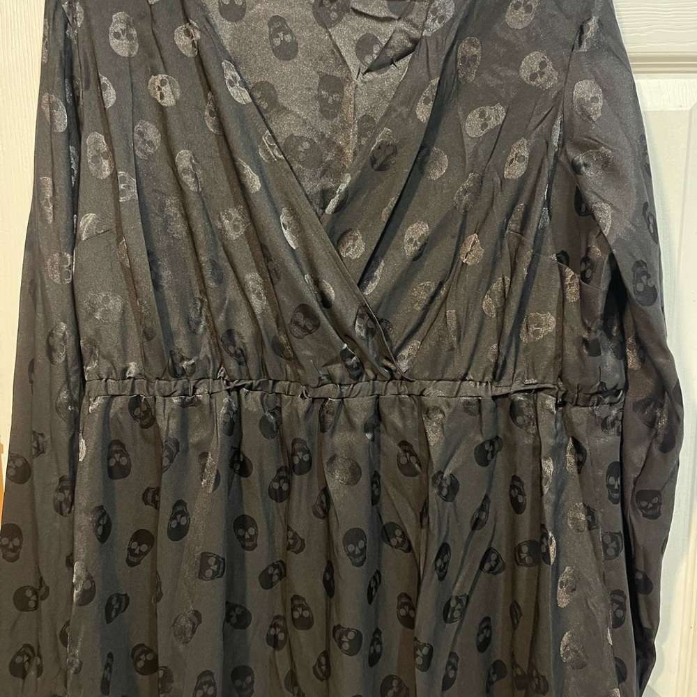 Black Skull Pattern Blouse